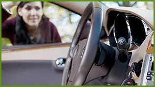 Neighborhood Locksmith Services Elmont, NY 516-283-5634 - 19-automotive-lockouts